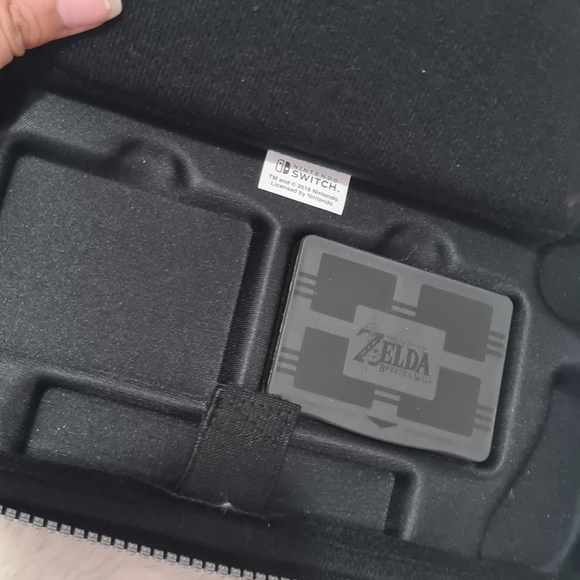 Switch Zelda Case - Picture 3 of 3